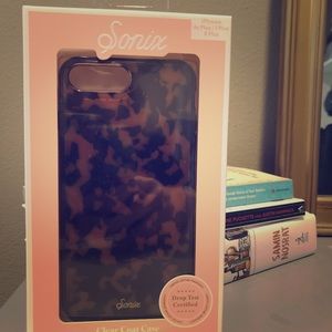 Sonix Tortoise iPhone case! Fits 6/7/8 plus